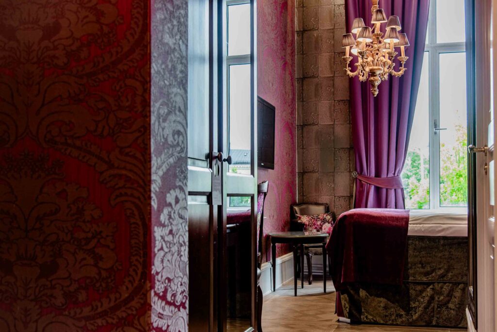 Deluxe premium hotellrum på Varbergs Stadshotell