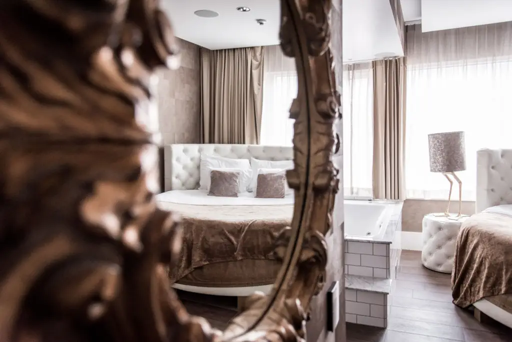 Boutique Romantik hotellrum på Varbergs Stadshotell