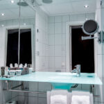 Bathroom in Classic hotel room at Varbergs Stadshotell