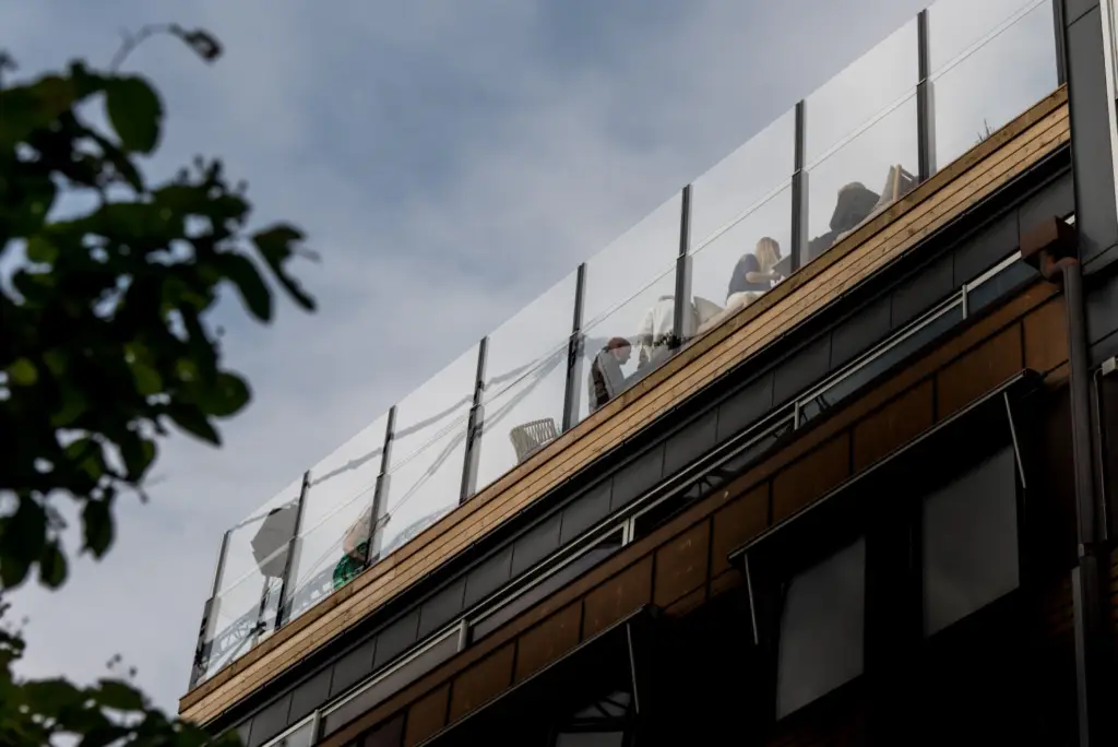 Takbar Sora på Varbergs Stadshotell
