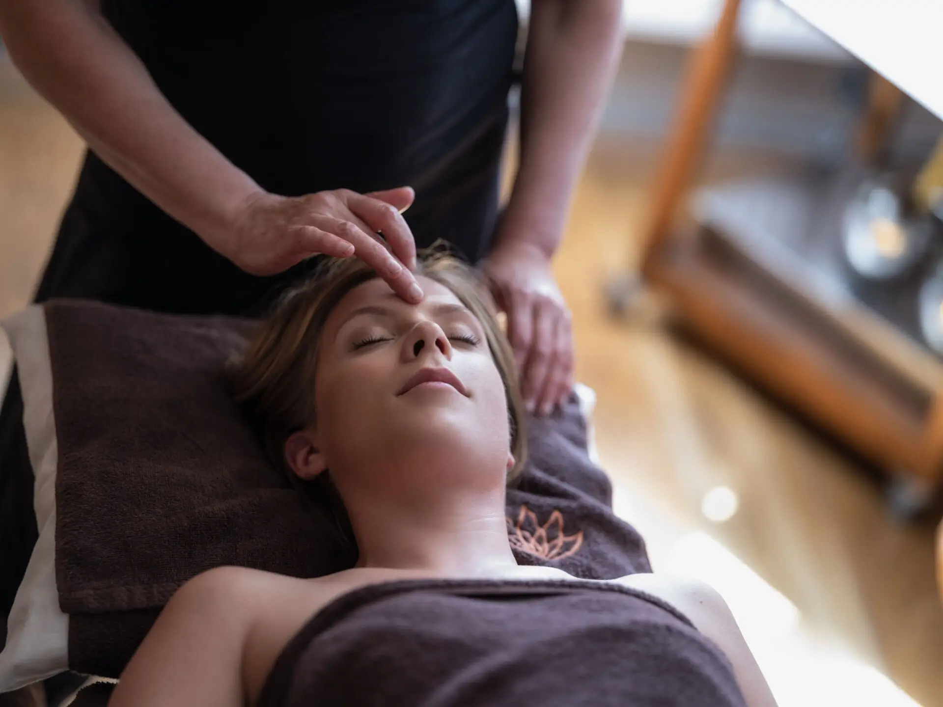 Ansiktsbehandling på Asia Spa