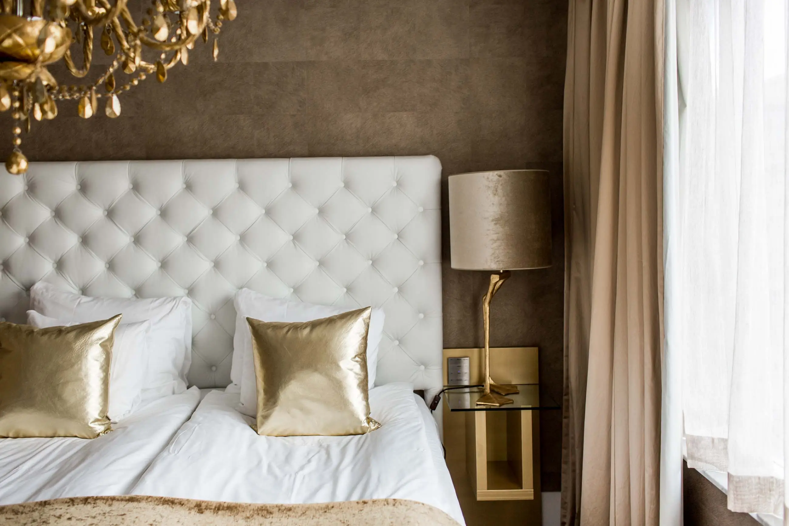 Boutique svit i vitt och guld