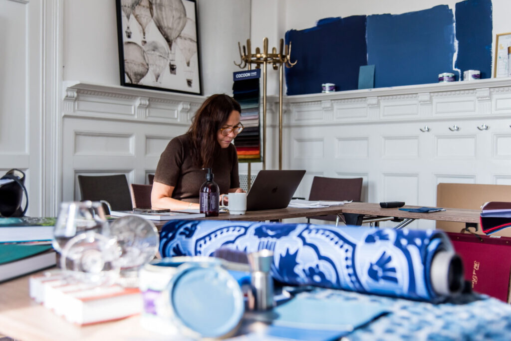 Anna Riis i processen med att ta fram nya Bar Munken på Varbergs Stadshotell