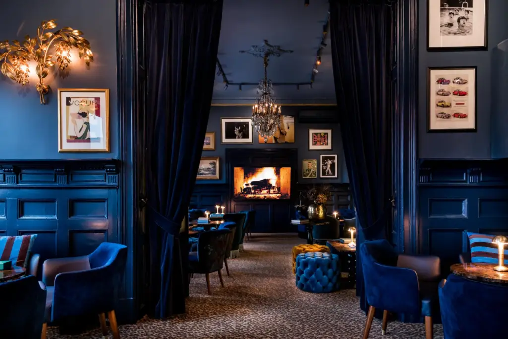 Interiör Bar Munken på Varbergs Stadshotell