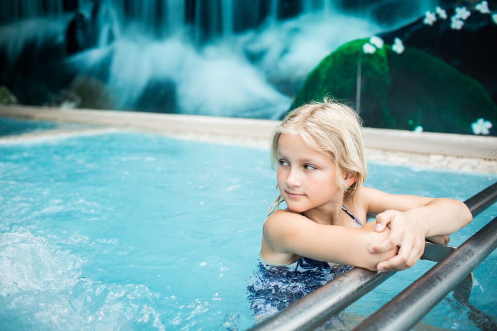 Under sommaren får barn också slappna av på Asia Spa