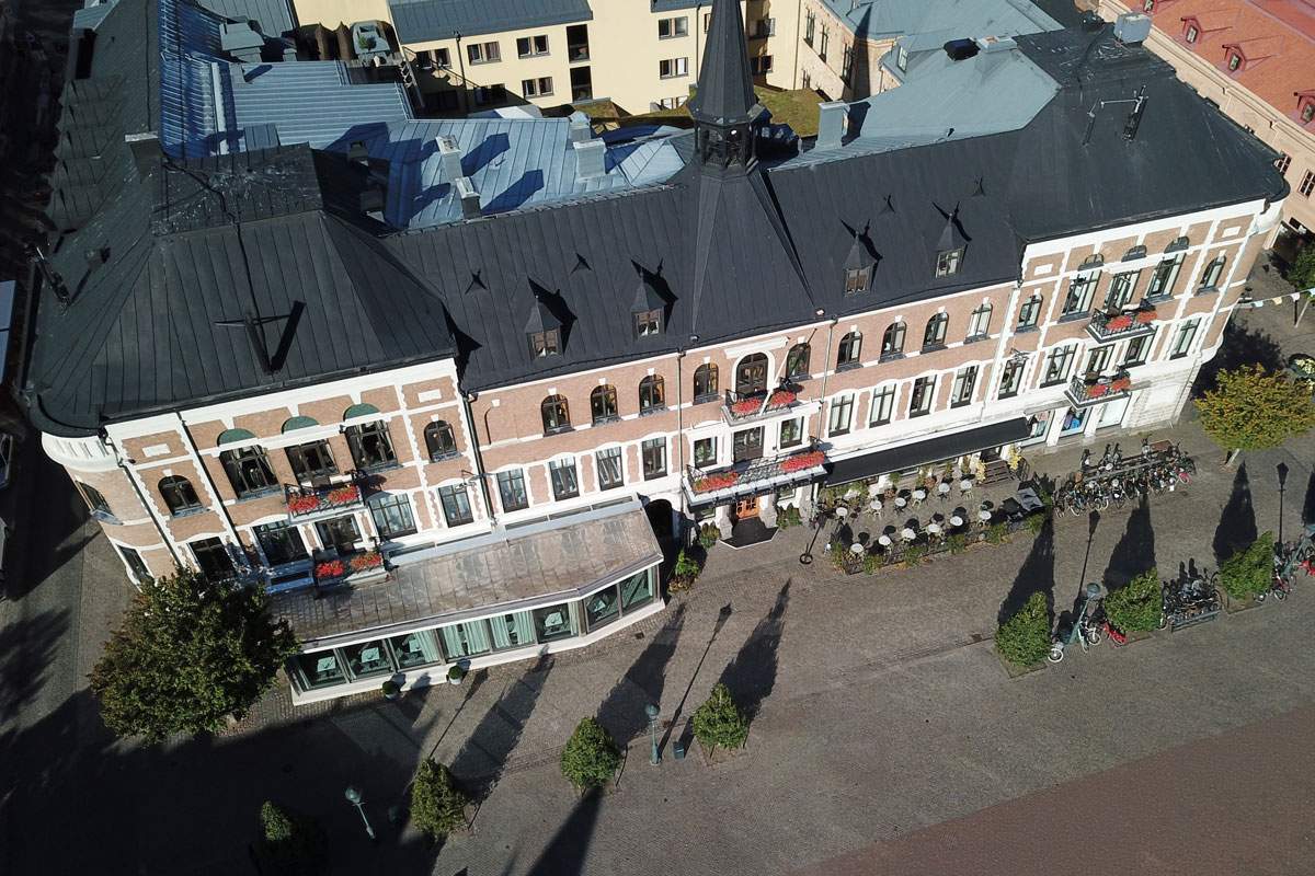 fasaden på hotellet