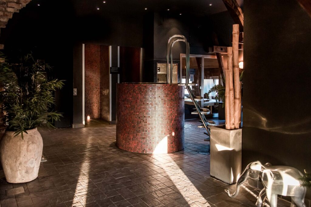 Bastuoas med kallkar på Asia Spa i Varberg