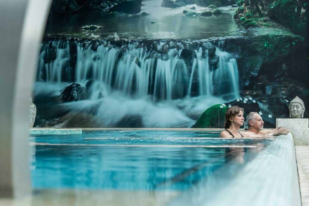 par i vitalitypoolen på Asia Spa