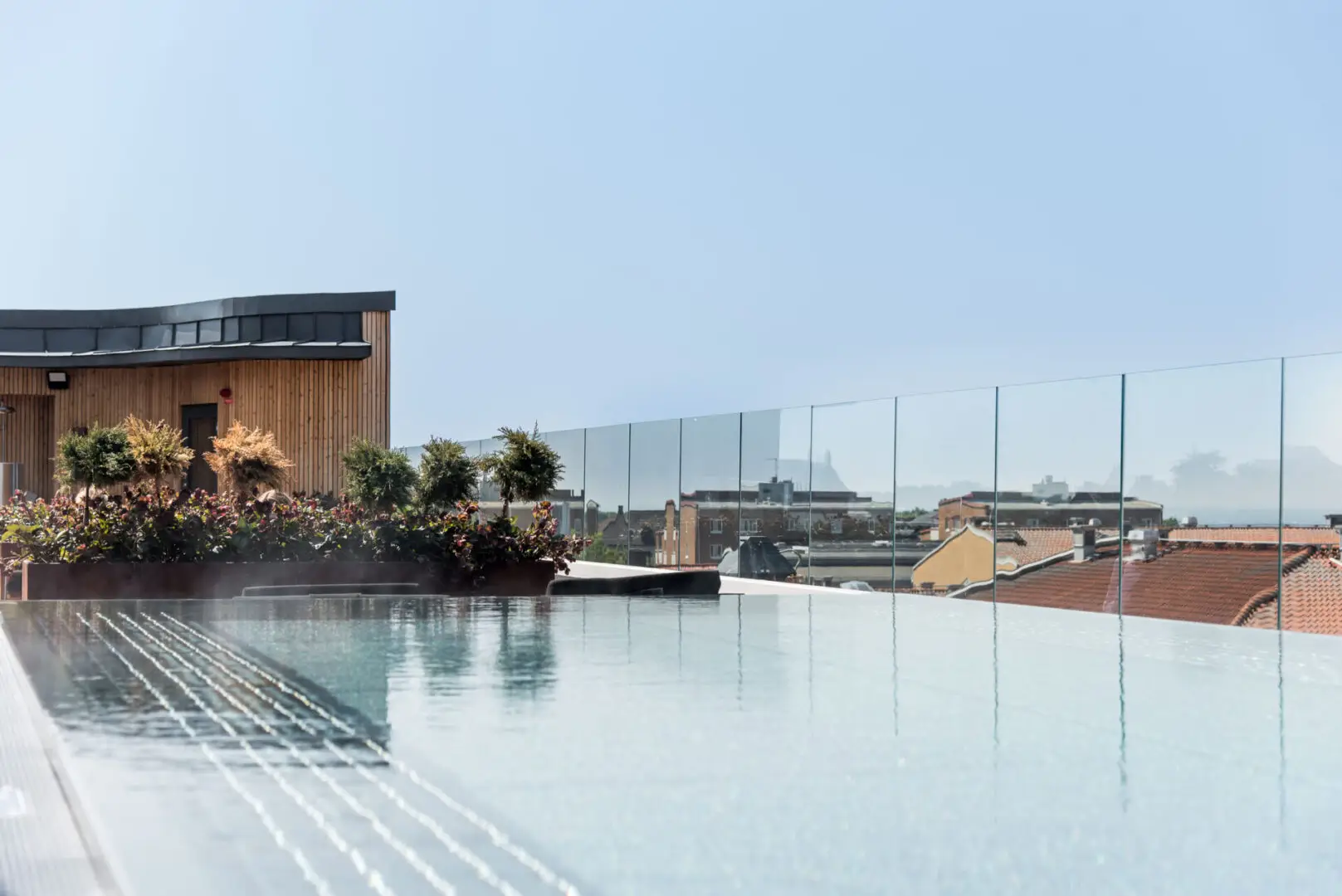 Takpool på Asia Spa i Varberg