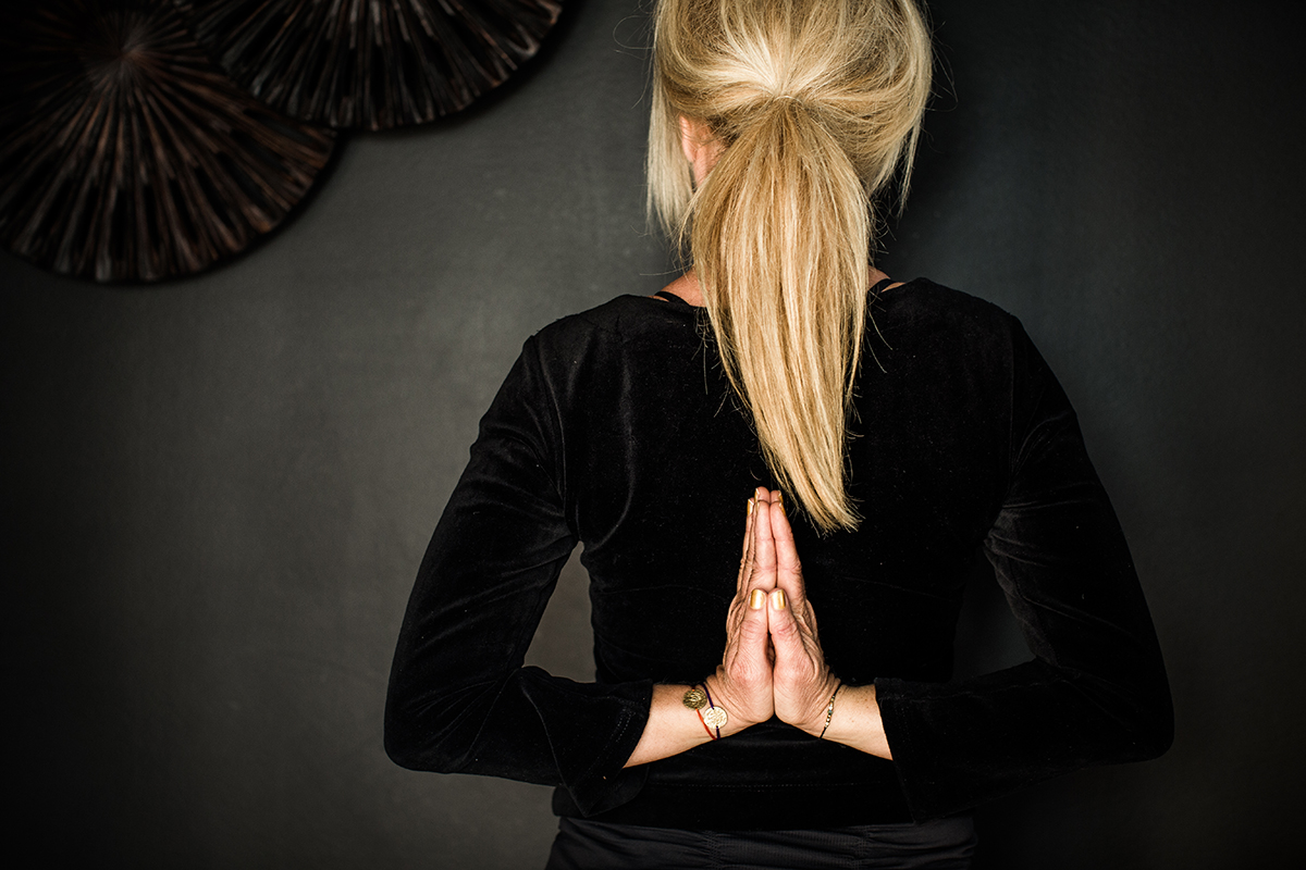 Utövar yoga, Ayurveda - läran om livet