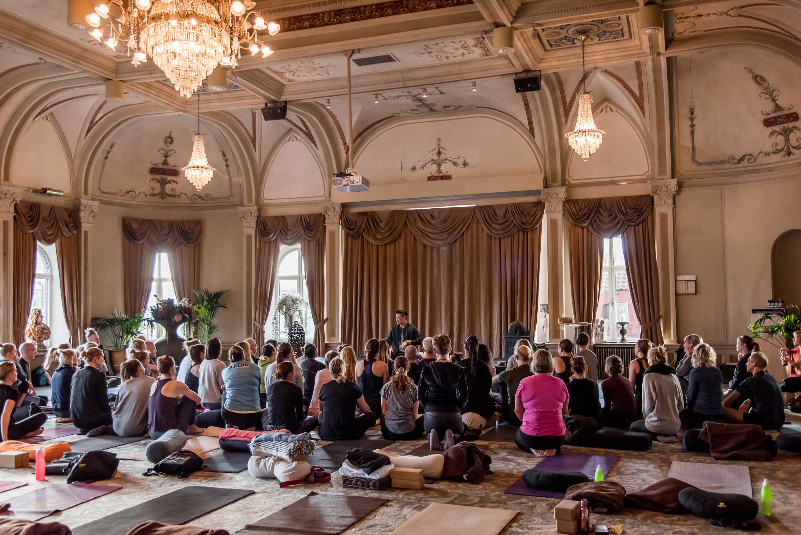 Yogaretreat i Spegelsalen på Varbergs Stadshotell & Asia Spa