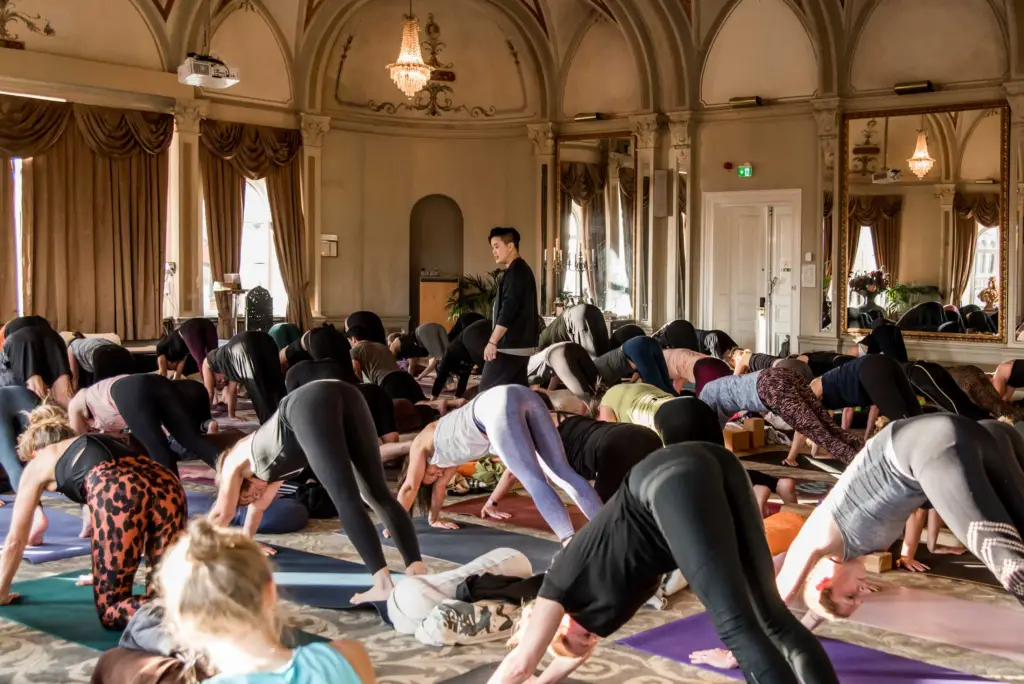 Internationella Yogalärare på Varberg Winter Retreat