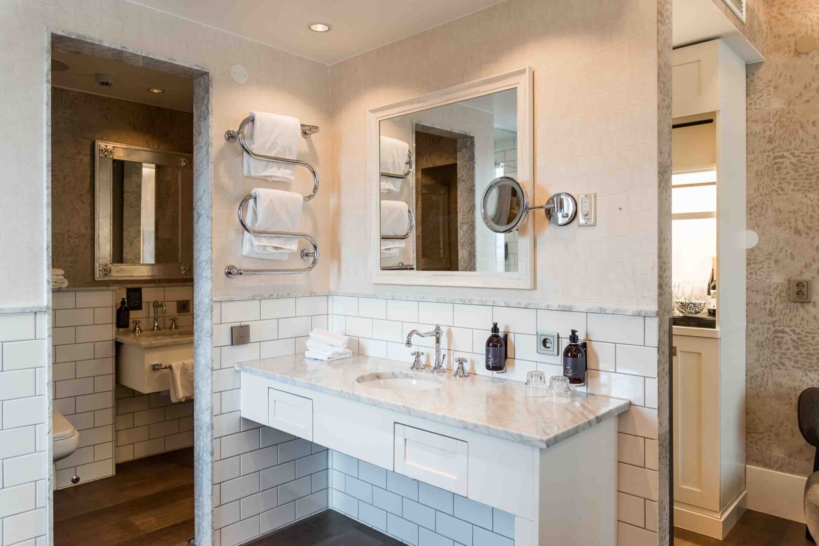 Badkar i Boutique Kolonial hotellrum på Varbergs Stadshotell