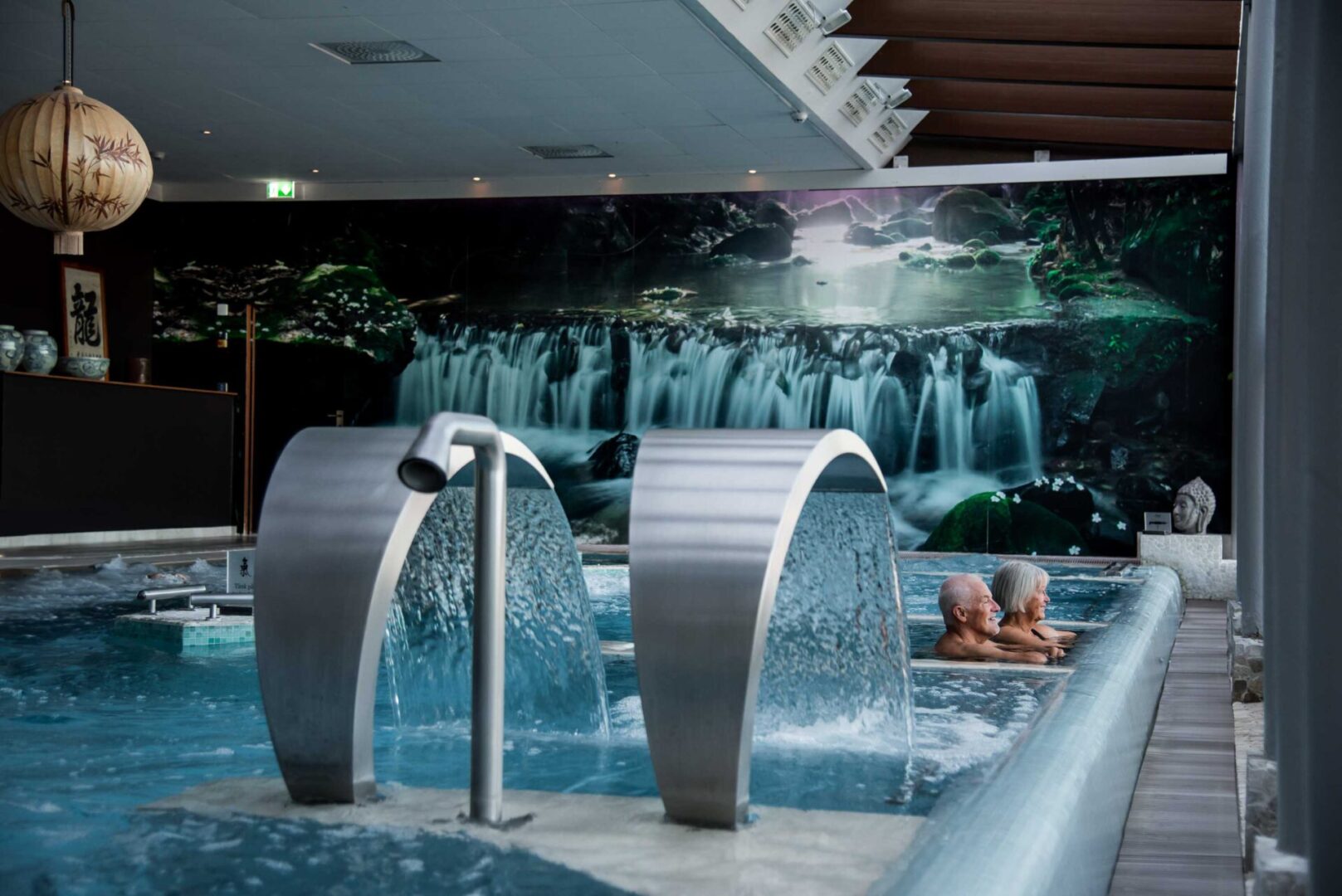Par i Vitalitypool på Asia Spa