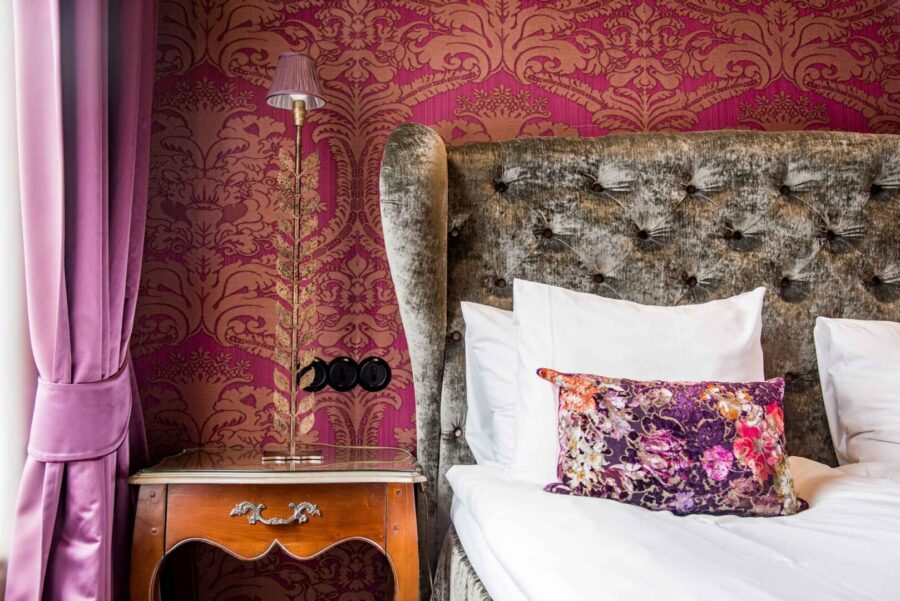 Vacker och charmig inredning i De Luxe Premium – Rum 130