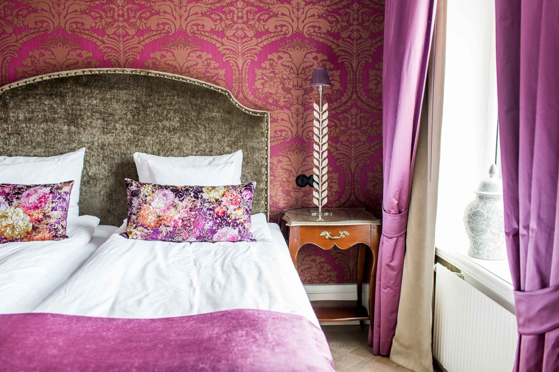 Lyxig känsla i De Luxe rummen på Varbergs Stadshotell & Asia Spa