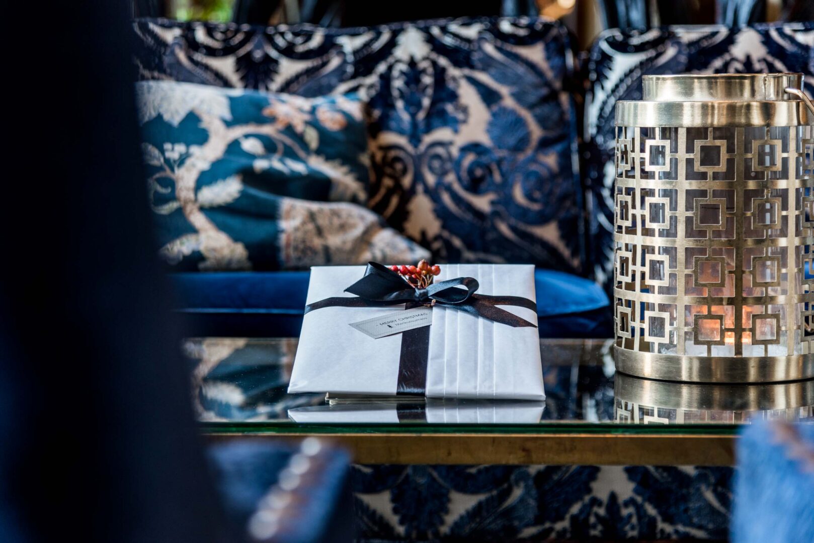 Presentkort inslaget med origami